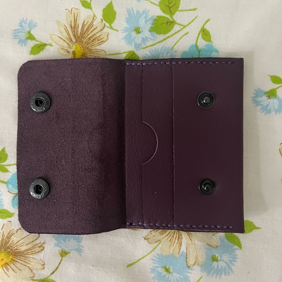 Handmade Genuine Leather Wallet - Picture 3 of 5